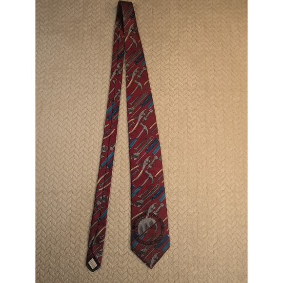 Home Improvement TV Show Necktie Tool Print Novelty Burgundy Tie Shop Teacher - Picture 1 of 3